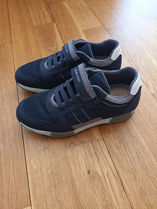 Обувь Geox 33 (2 фото из 4)