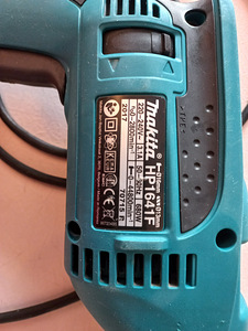 Дрель MAKITA (2 фото из 3)