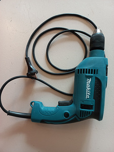 Дрель MAKITA (3 фото из 3)