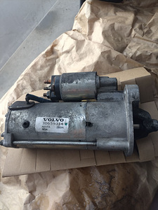 Starter Volvo V70 (1 фото из 3)