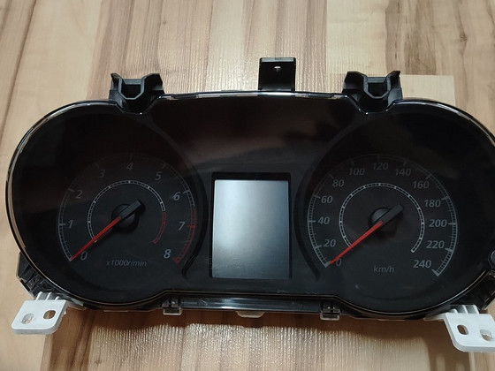 Панель приборов Mitsubishi