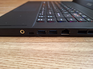 MSI Stealth GS66 10SF läpakas (4 foto / 6)