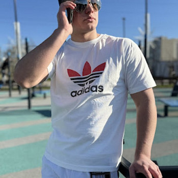 Футболка adidas