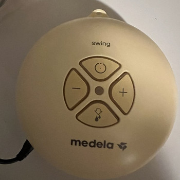 Молокоотсос Medela