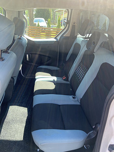Autorent.Berlingo.Kärukonks.Vebasto puldiga (3 foto / 8)
