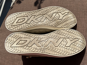 Кеды DKNY (3 фото из 4)