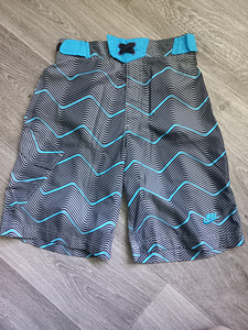 Nike шорты р.8-10лет (1 фото из 5)