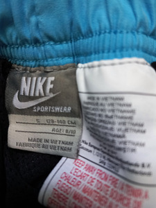 Nike шорты р.8-10лет (5 фото из 5)