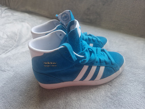 Adidas naiste vabaajajalatsid (1 foto / 5)