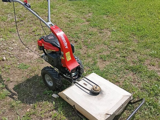 Motobloks ar Stiga izkapti