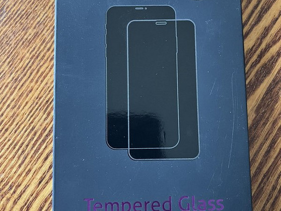 Защитные стёкла для iPhone и Samsung