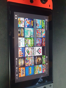 Nintendo Switch + 1tb microSD kaart (4 foto / 4)