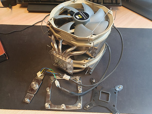 Thermalright Silver arrow CPU jahuti (1 foto / 1)