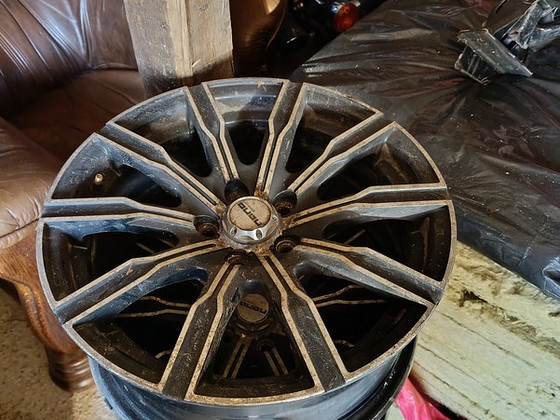 VW , Skoda ketastega