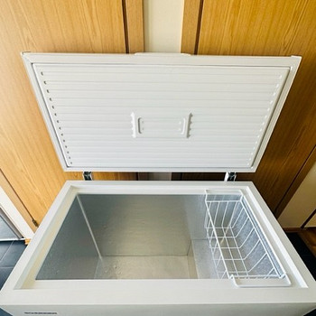 Müüa sügavkülmik Schneider 197 l