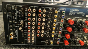 YAMAHA RX-V800RDS ressiiver (4 foto / 6)
