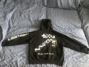 Детская одежда (6 фото из 10)