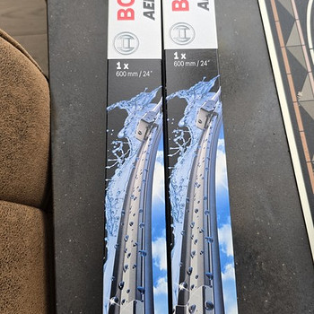 Дворники Bosch Aerotwin AP24U 2шт