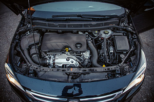 Opel Astra Sports Tourer+ (4 фото из 10)
