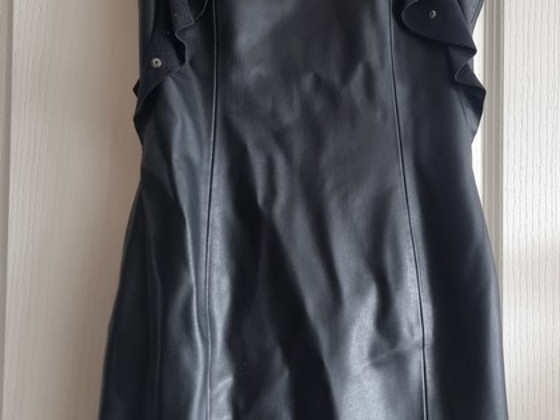 Черное платье ZARA! р: XS