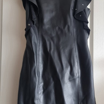Must ZARA kleit! s: XS