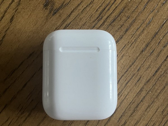 AIRPODS 2nd GENERATION/ CASE