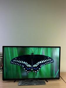 Телевизор Philips (1 фото из 2)