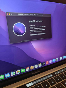 MacBook Pro 2020 i7, 1TB, 13-inch, 32GB RAM (2 foto / 8)