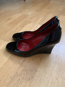 Туфли Gucci (3 фото из 4)