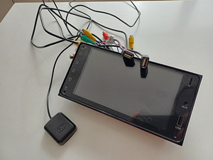 Android (1 foto / 5)