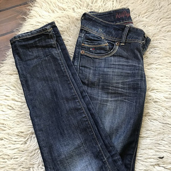 TOMMY HILFIGER TEKSAD S