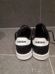 Adidase tossud. Tossud Adidas (2 foto / 3)
