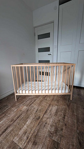 Heas korras Beebivoodi/Võrevoodi 60x120 (IKEA-st) + madrats (1 foto / 1)
