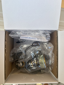 Daiwa caldia 2000d (4 foto / 4)