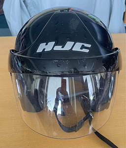 M: Kiiver / HJC / XL (3 foto / 3)