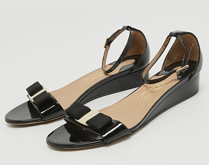 Salvatore Ferragamo 38.5 (4 фото из 6)