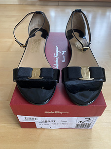 Salvatore Ferragamo 38.5 (1 фото из 6)