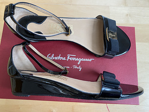 Salvatore Ferragamo 38.5 (2 фото из 6)