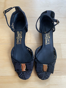 Туфли Salvatore Ferragamo 39 (1 фото из 3)