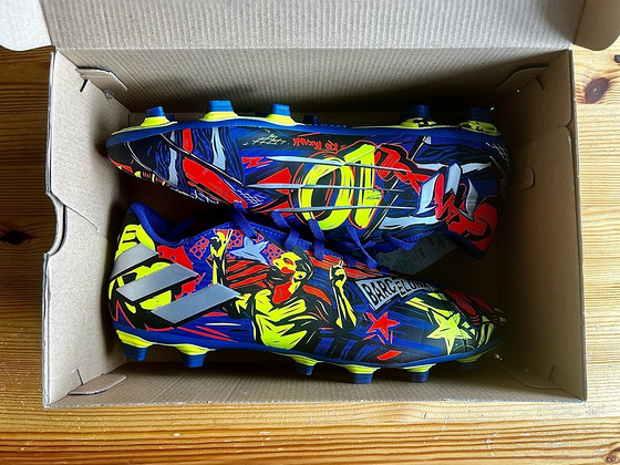 Бутсы Adidas Nemeziz Messi