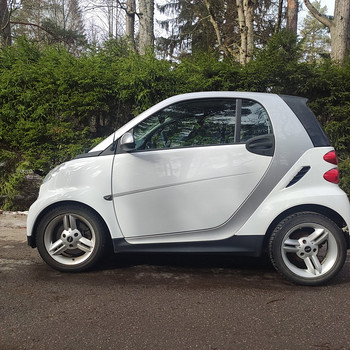 Mercedes Smart — король городской парковки и экономии!