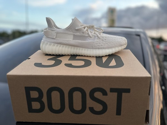 Adidas Yeezy Boost 350 V2 Bone