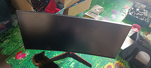 Monitor (4 foto / 4)