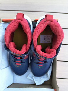 Nike Team Hustle D 9 r. 34 uus uus (3 foto / 5)