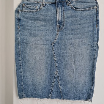 Женская юбка Guess размер 29
