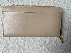 Кошелек DKNY (2 фото из 4)
