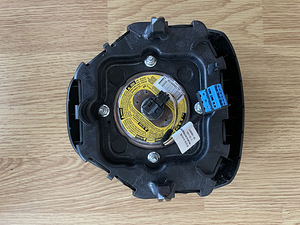 Подушка безопасности BMW x5 f15 (3 фото из 9)
