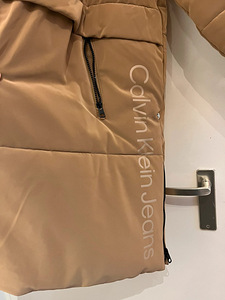 Calvin Klein (4 foto / 6)
