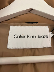 Calvin Klein (6 foto / 6)