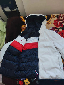 Tommy Hilfiger (3 foto / 3)